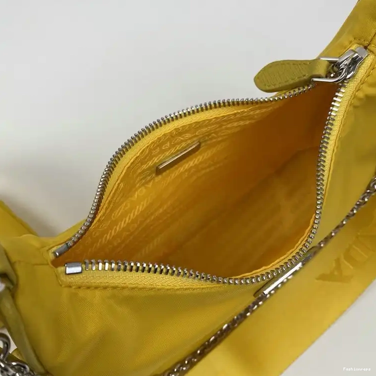 Fashionrepsfam ru Bags 20DJ570095 Prada 0714